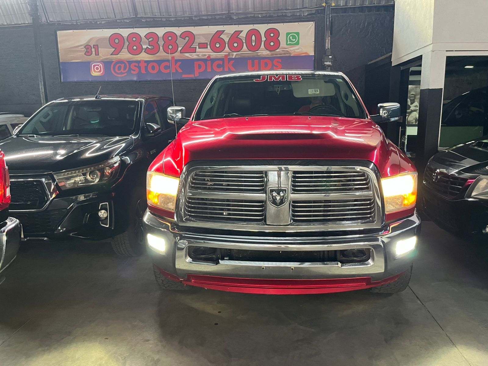 DOGDE RAM 2012 LARAMIE