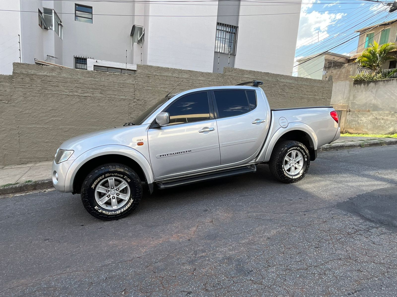 L200 AUTOMATICA DIESEL 4X4