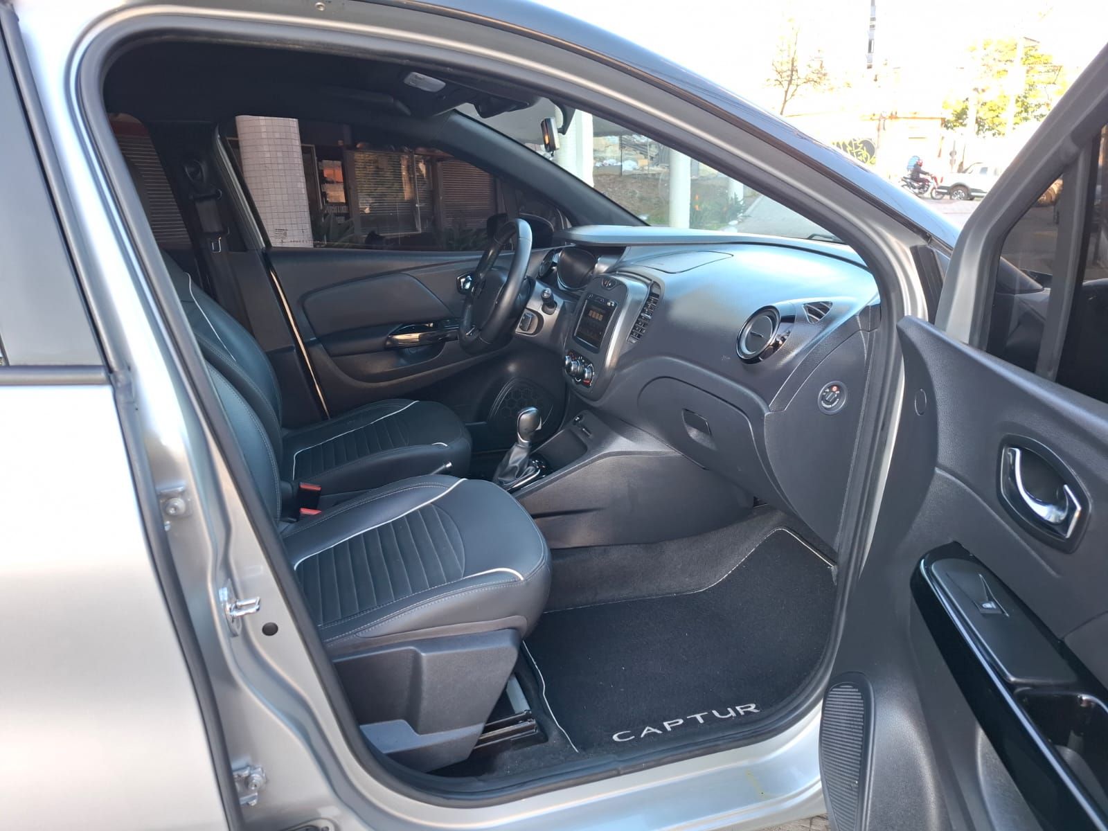 CAPTUR 1.6 AUTOMATICA 2020