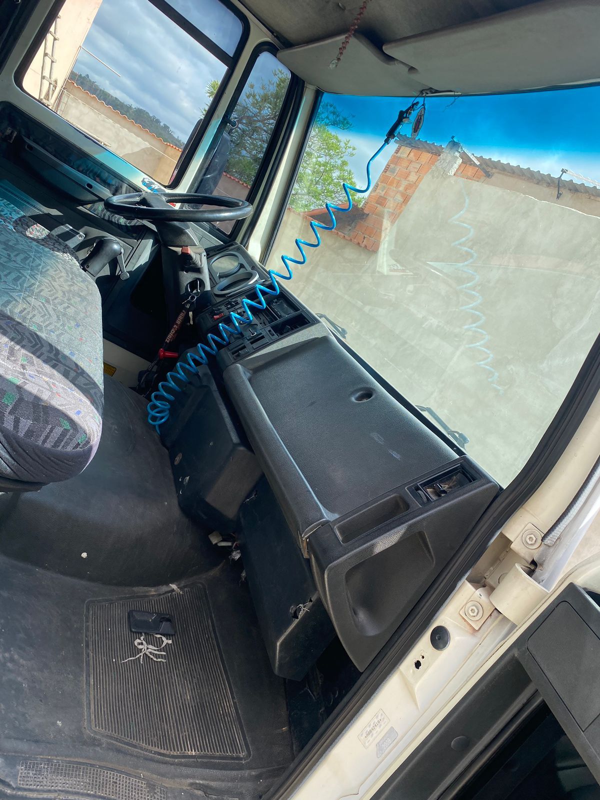 FORD CARGO 815 E 2010