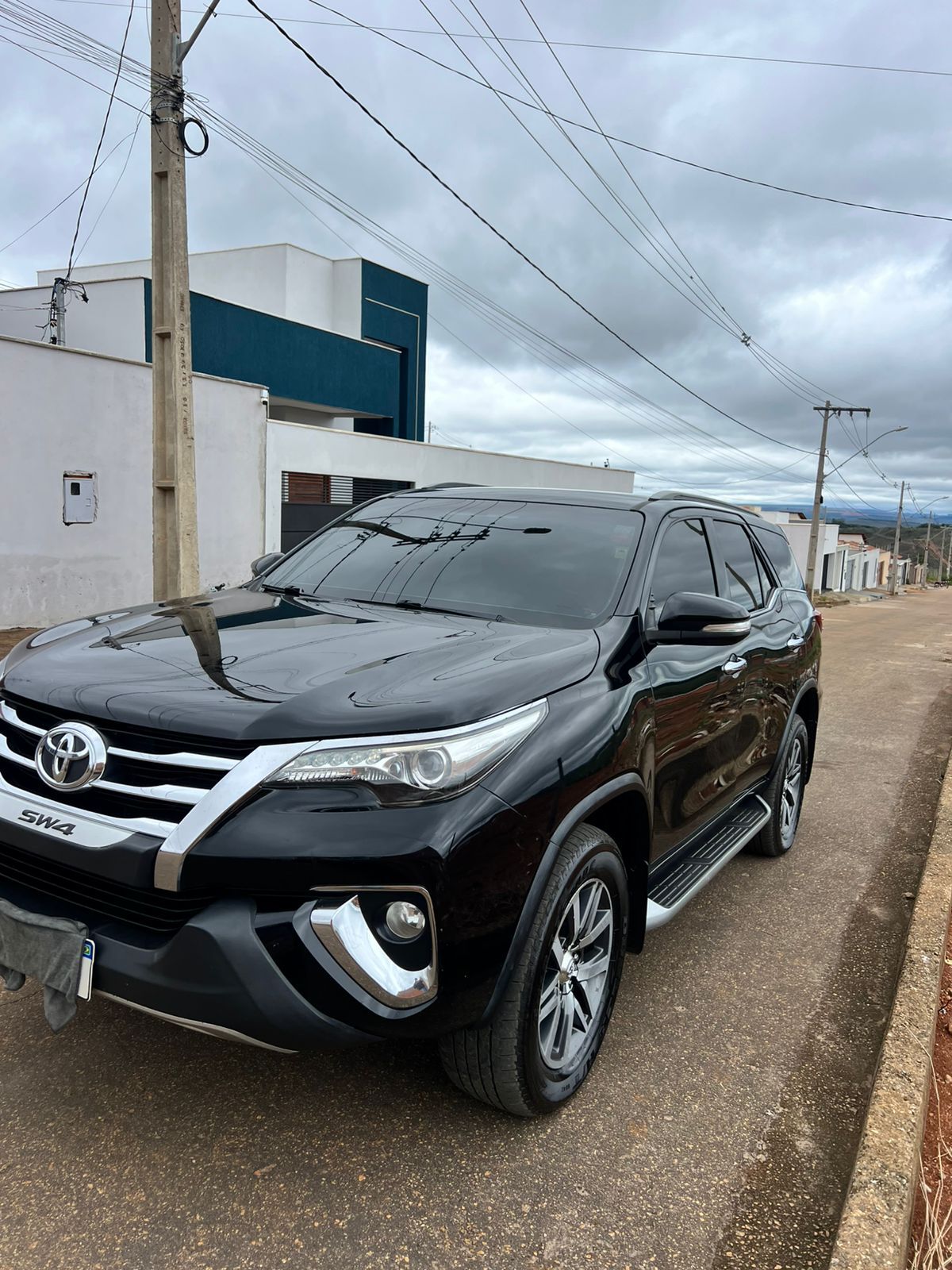 TOYOTA SW4 SRX 2017 DIESEL 4X4 7 LUGARES
