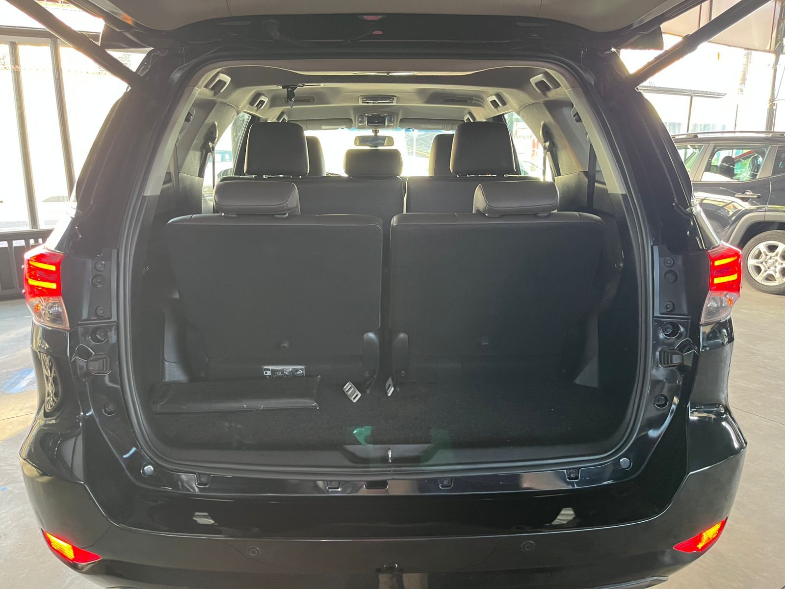 TOYOTA SW4 SRX 2017 DIESEL 4X4 7 LUGARES