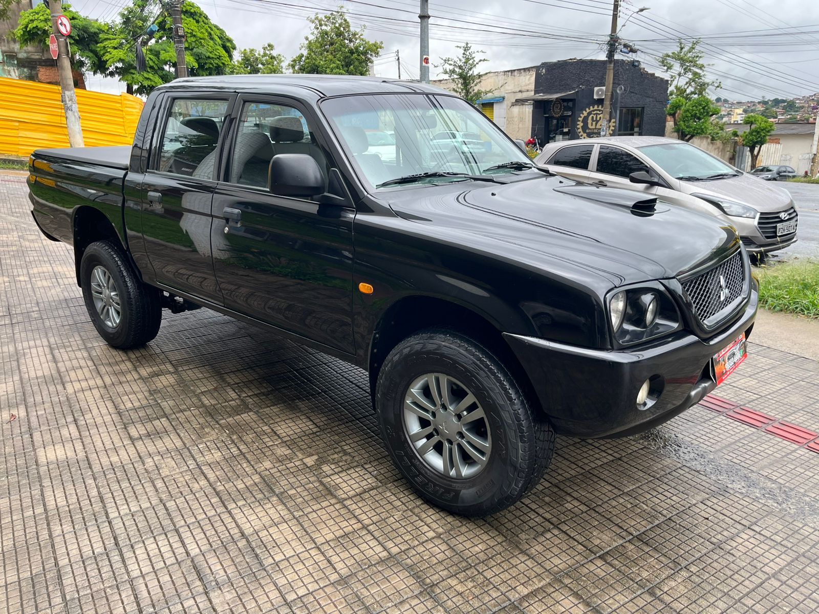 L200 2012 EXTREMAMENTE NOVA 
