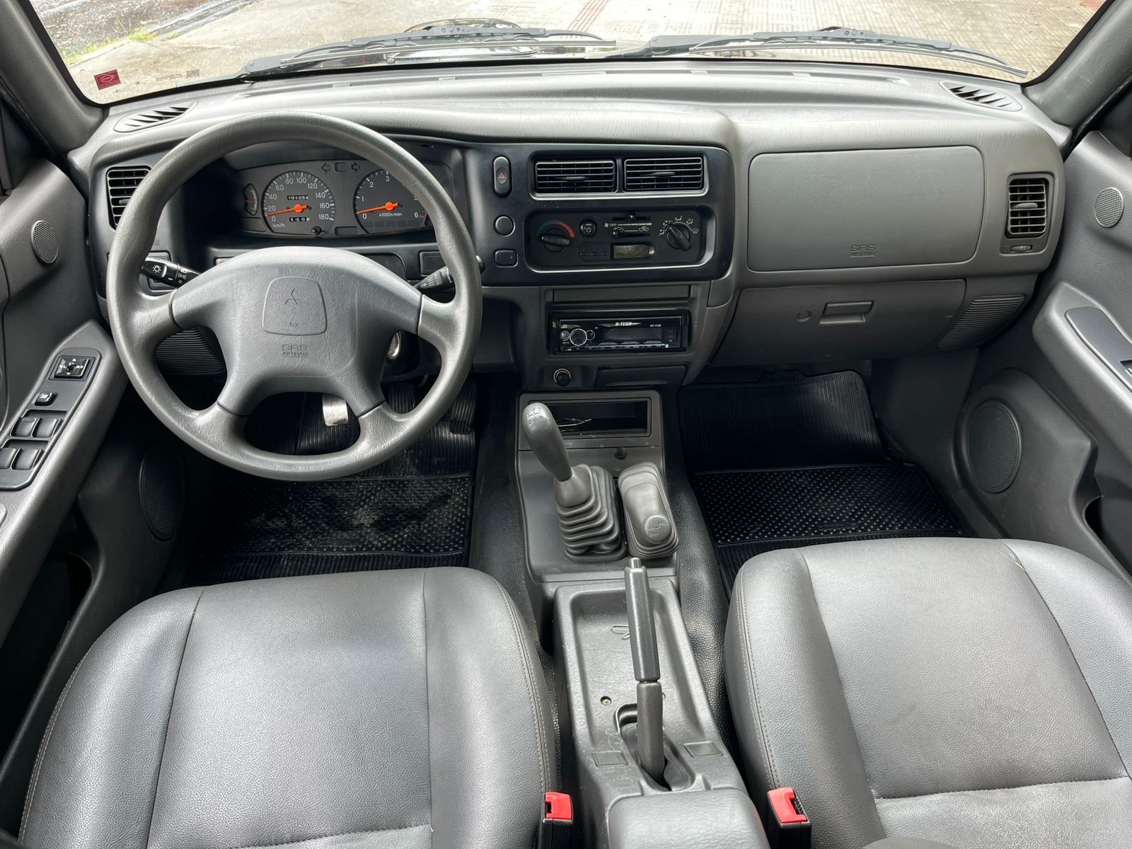 L200 2012 EXTREMAMENTE NOVA 