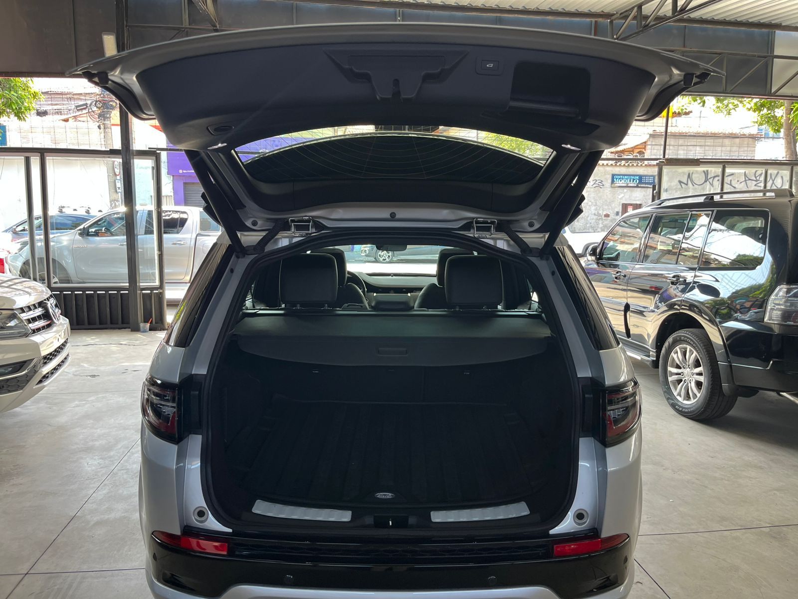 LAND ROVER DISCOVERY DYNAMIC 2023 DIESEL 