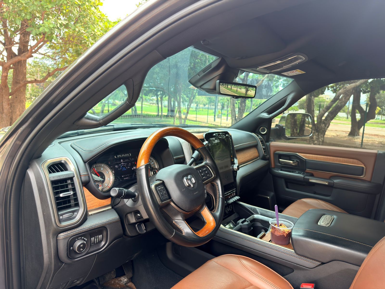 DOGDE RAM 3500 EXTREMAMENTE NOVA 