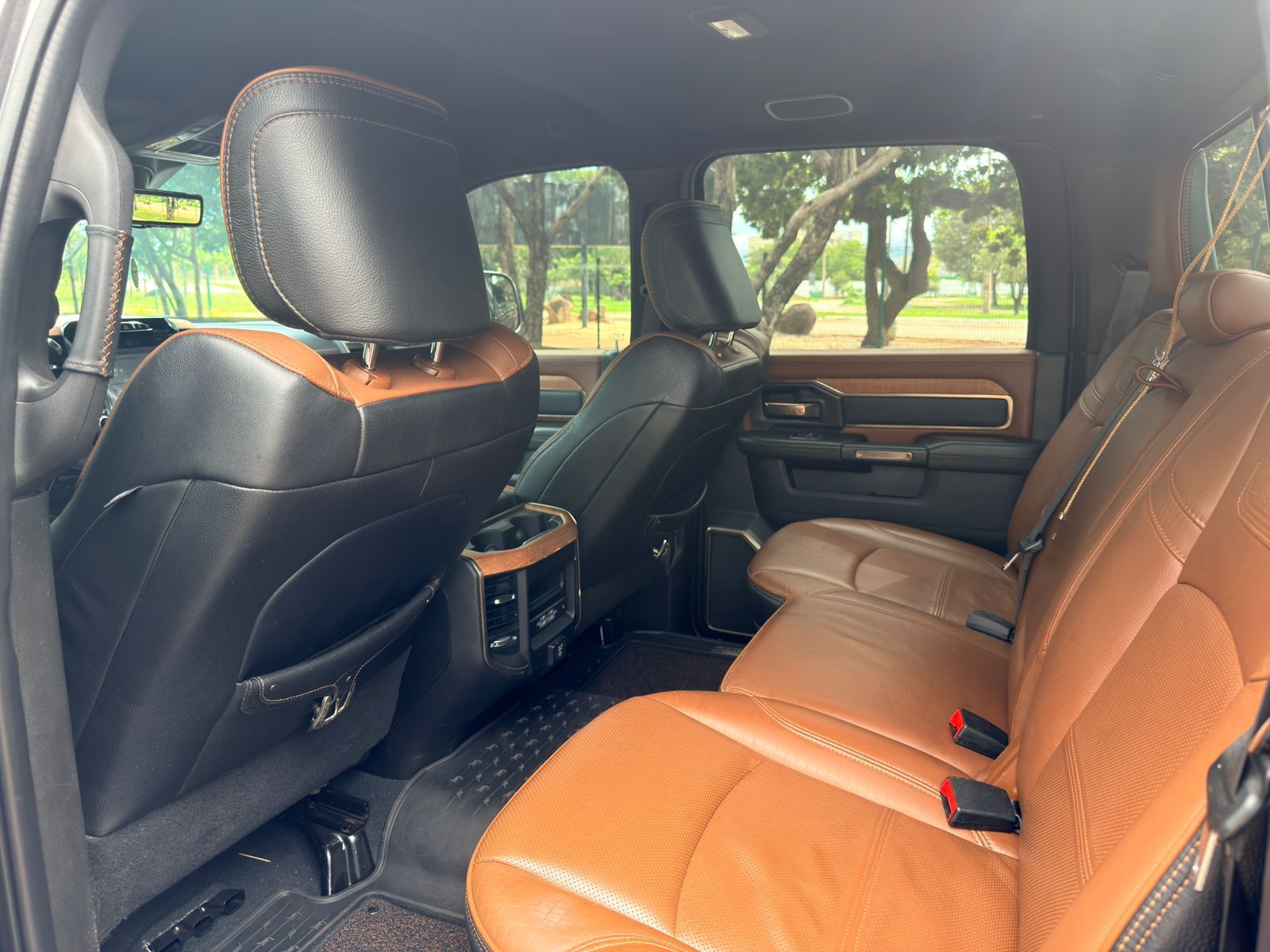 DOGDE RAM 3500 EXTREMAMENTE NOVA 