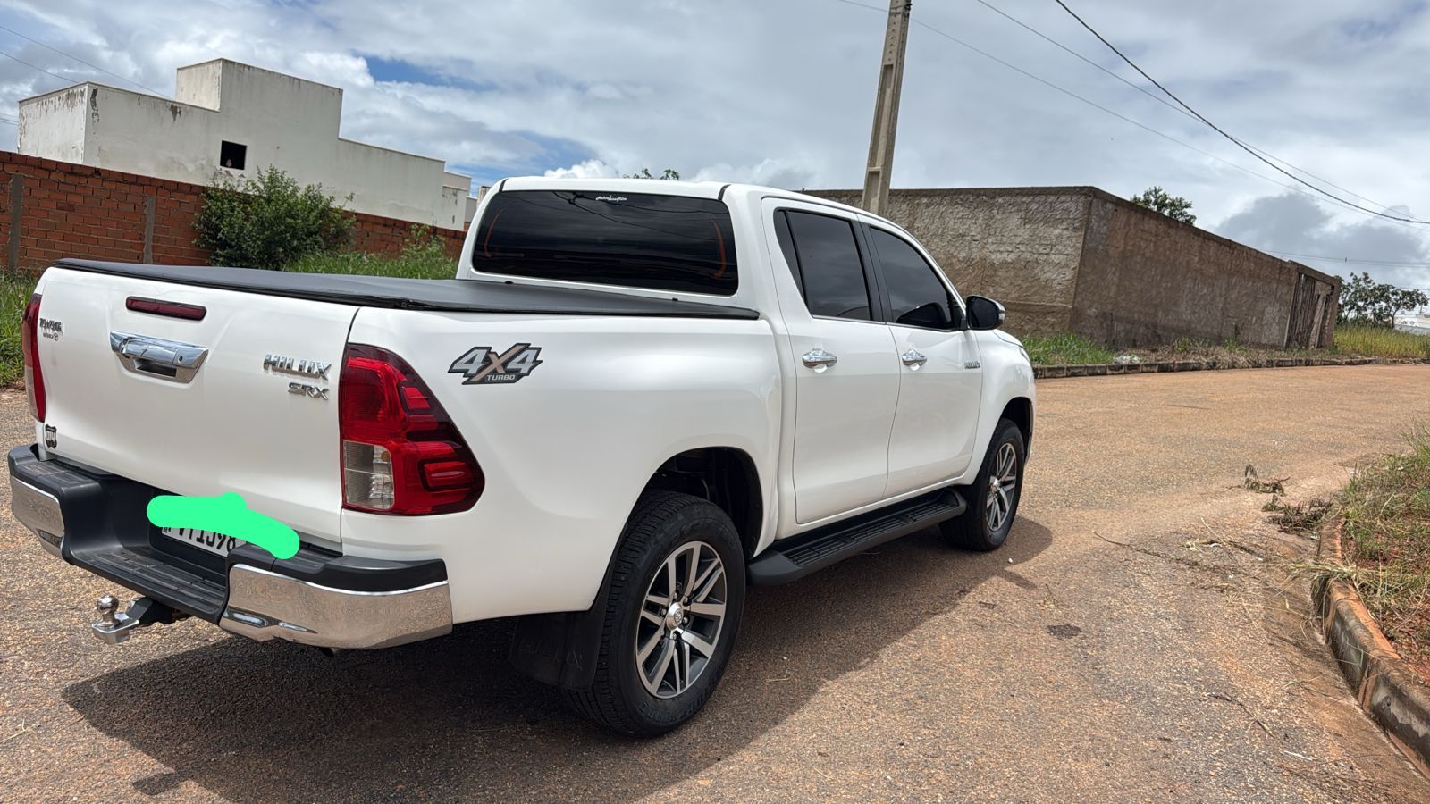 HILLUX SRX 2017 EXTREMAMENTE NOVA 