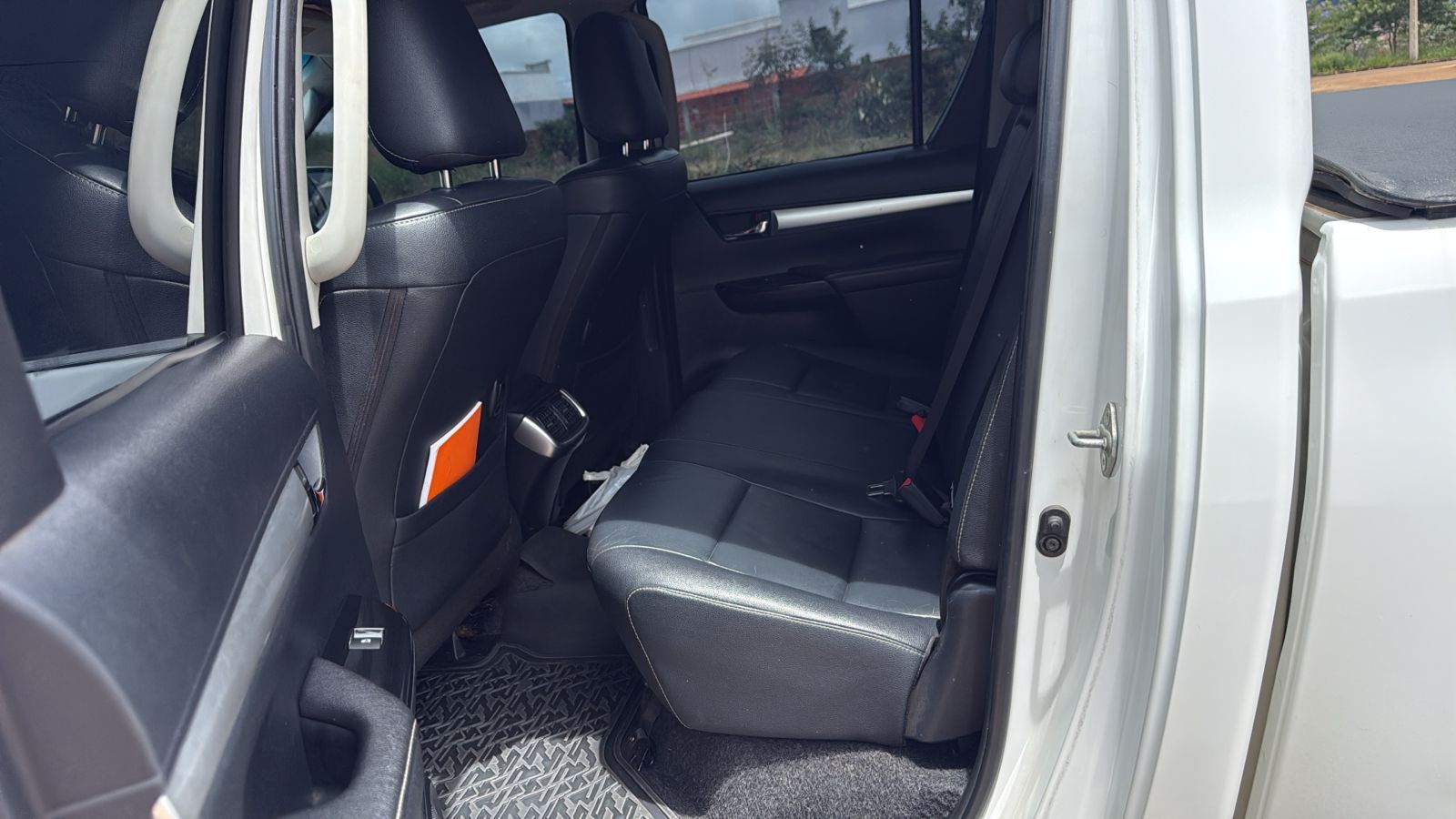 HILLUX SRX 2017 EXTREMAMENTE NOVA 