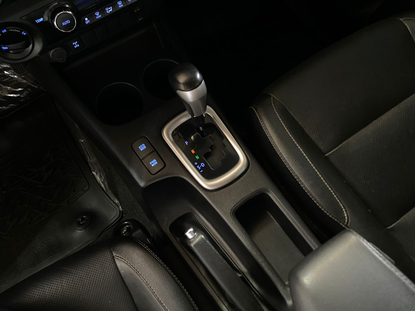 TOYOTA HILLUX SRX 2019