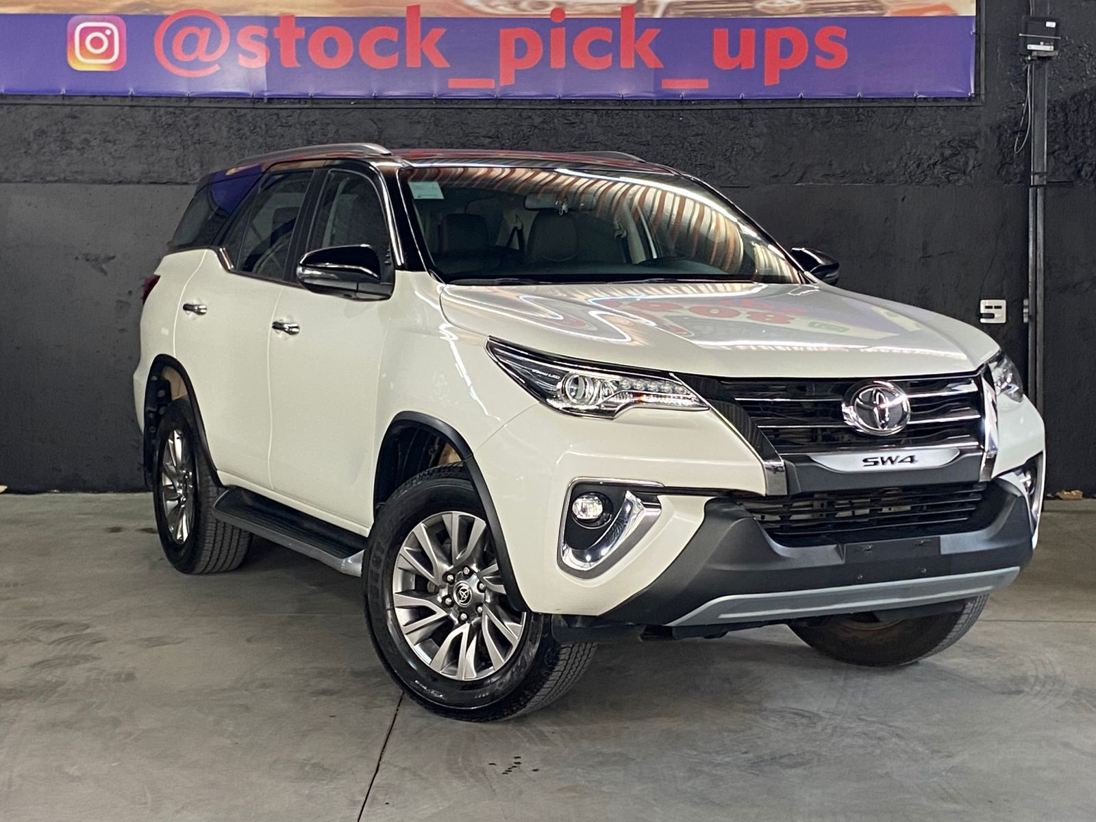 TOYOTA HILUX SW4 SRX 2020