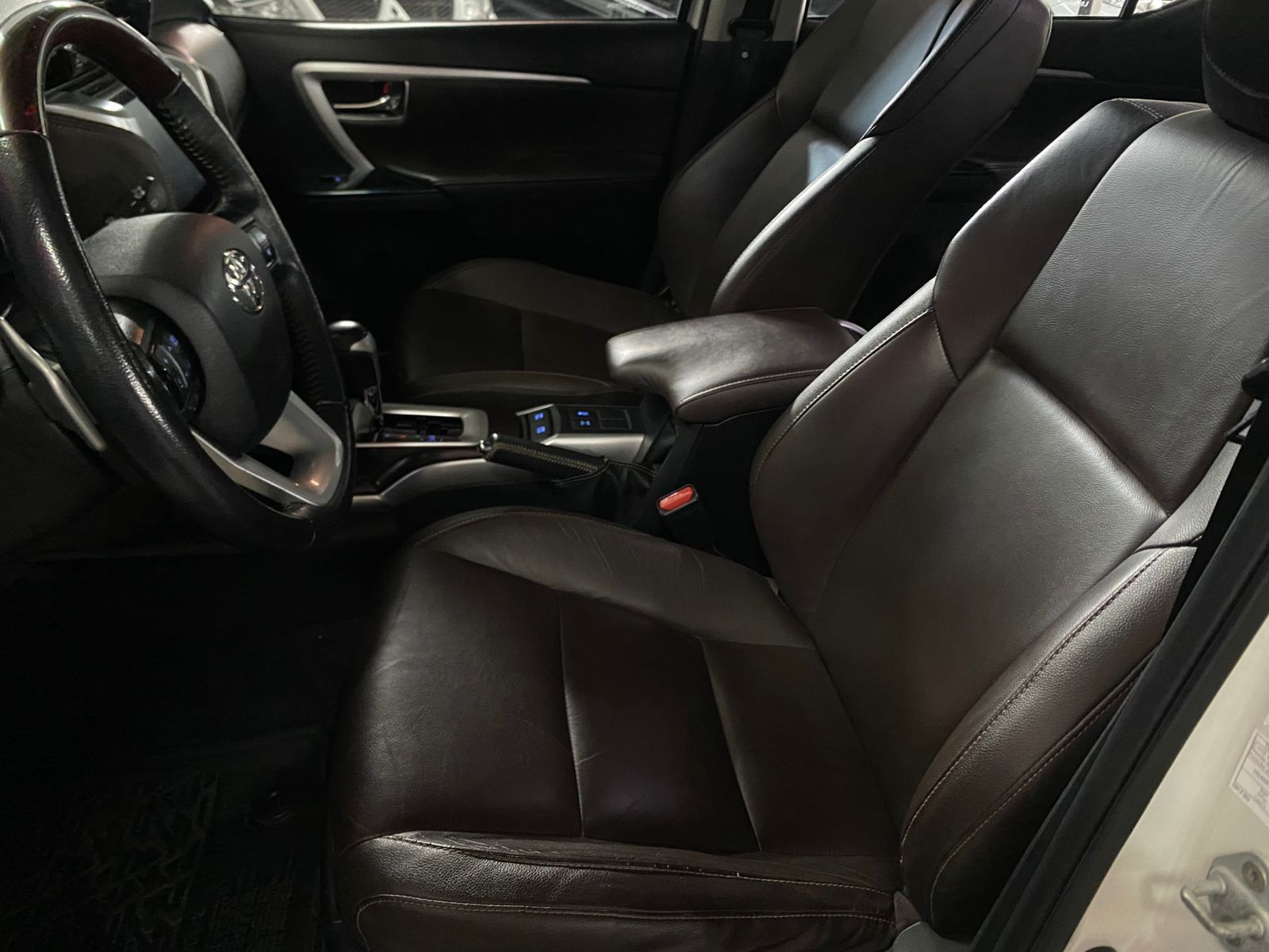 TOYOTA HILUX SW4 SRX 2020