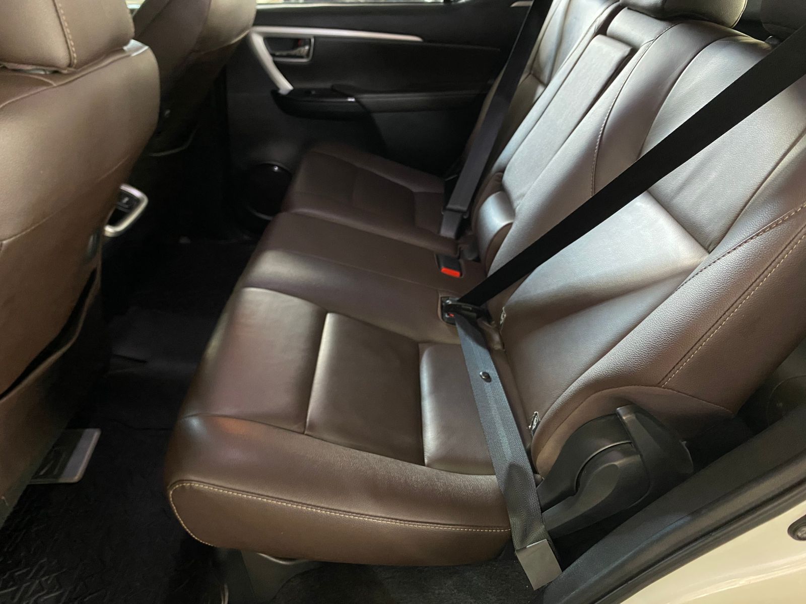 TOYOTA HILUX SW4 SRX 2020