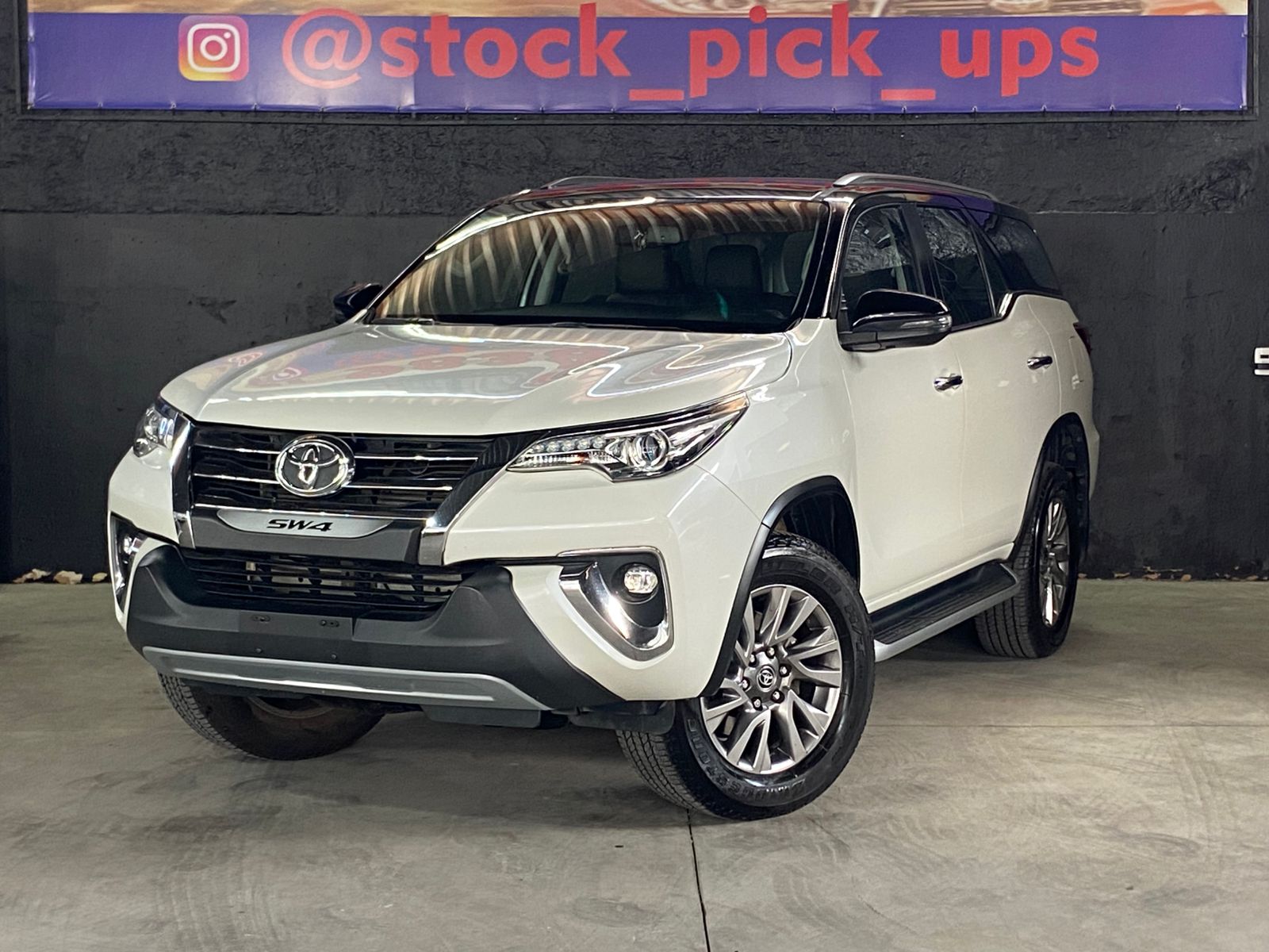 TOYOTA HILUX SW4 SRX 2020