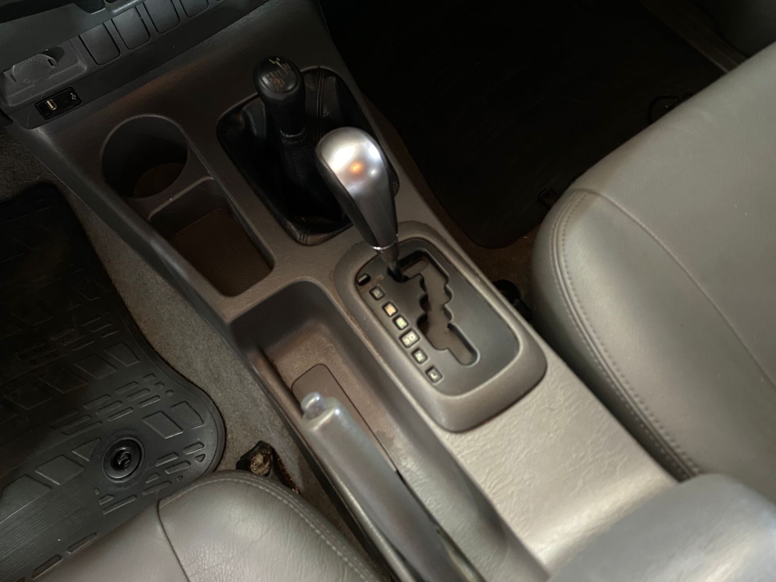 TOYOTA HILUX SRV CD 2.7 FLEX 4X4 AUTOMATICA 