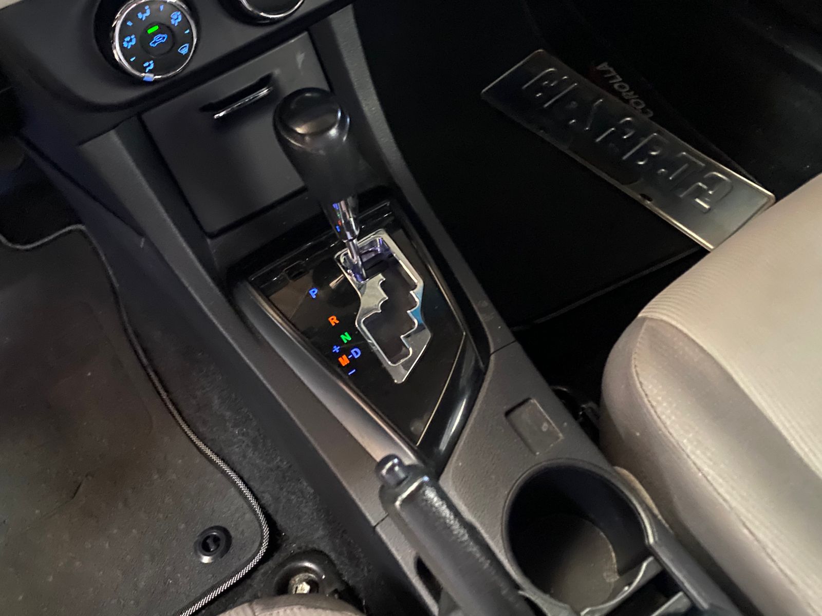 TOYOTA COROLLA GLI 1.8 CVT ANO 2017