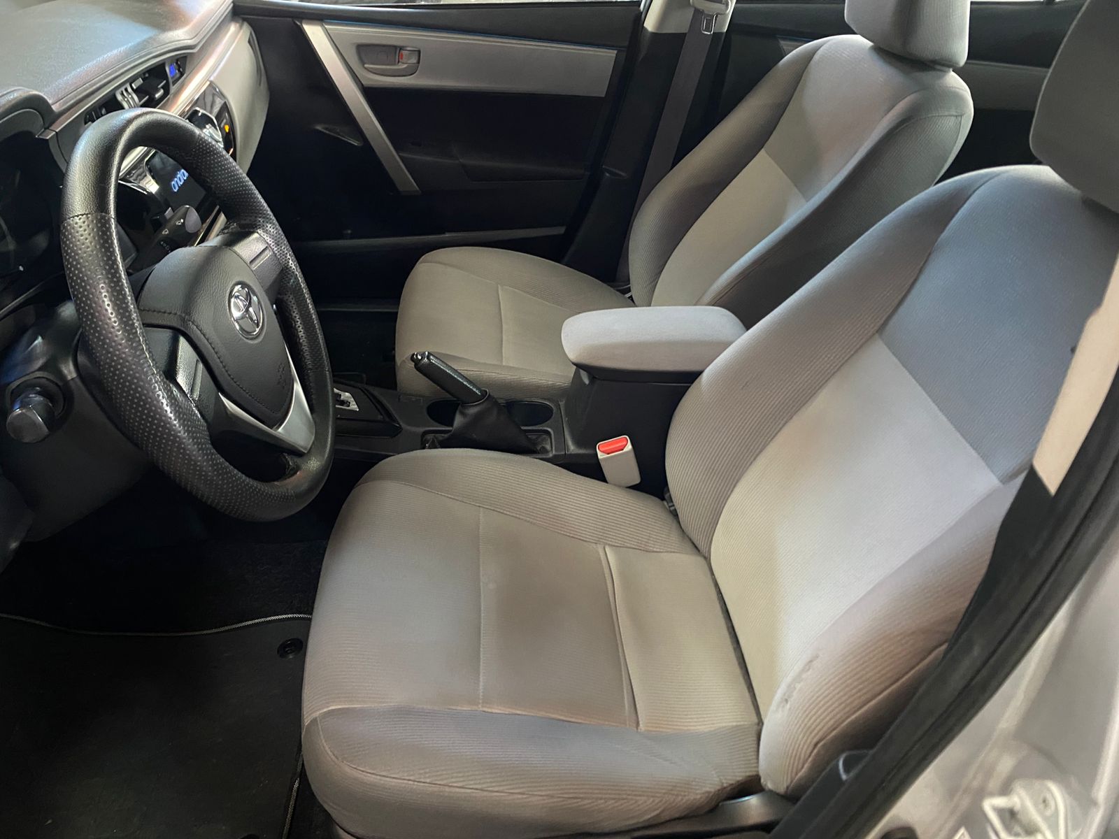 TOYOTA COROLLA GLI 1.8 CVT ANO 2017