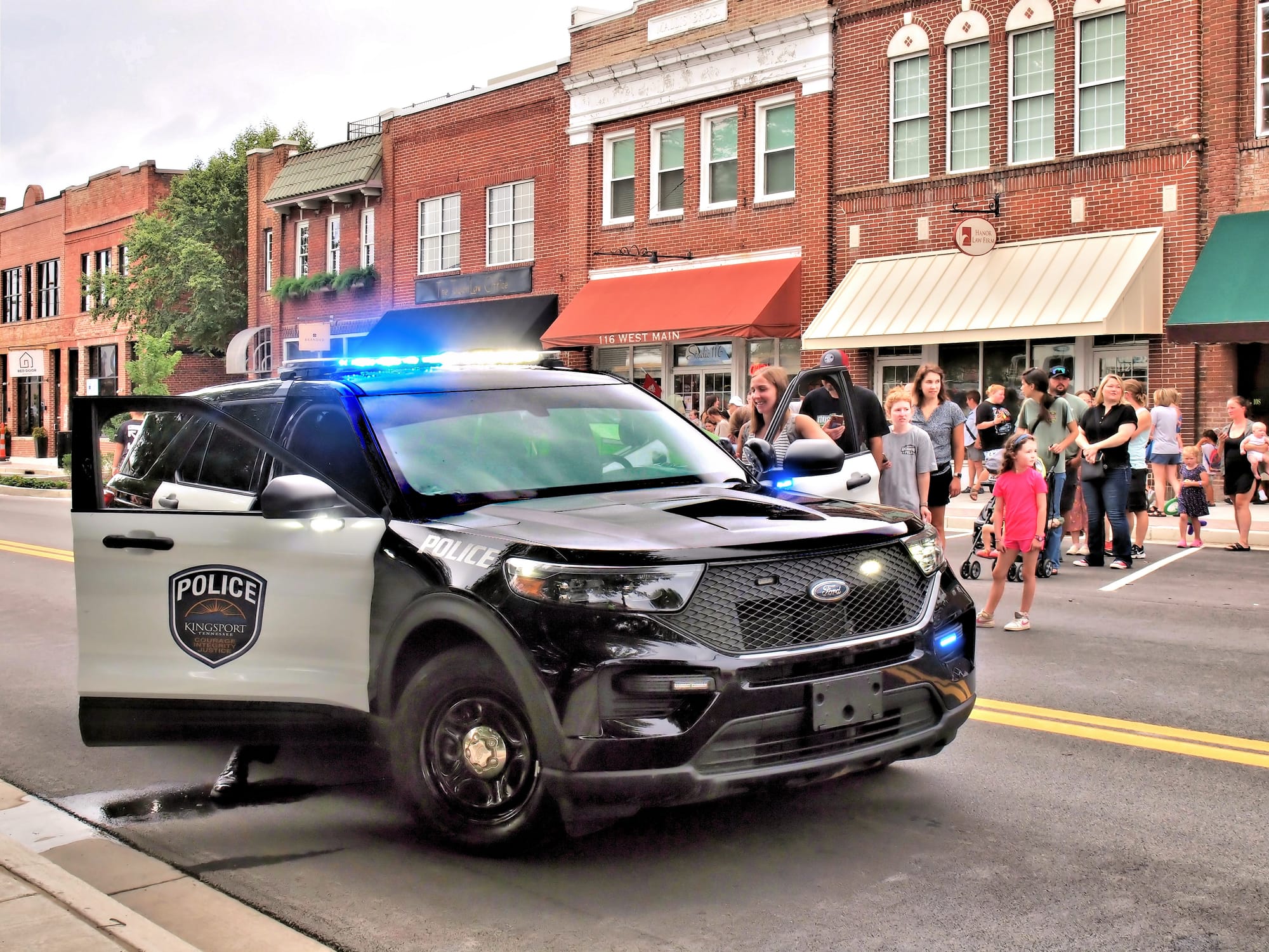 2025 Kingsport Fun Fest Street Fair, Kingsport, TN [Photo: S Cobaugh]