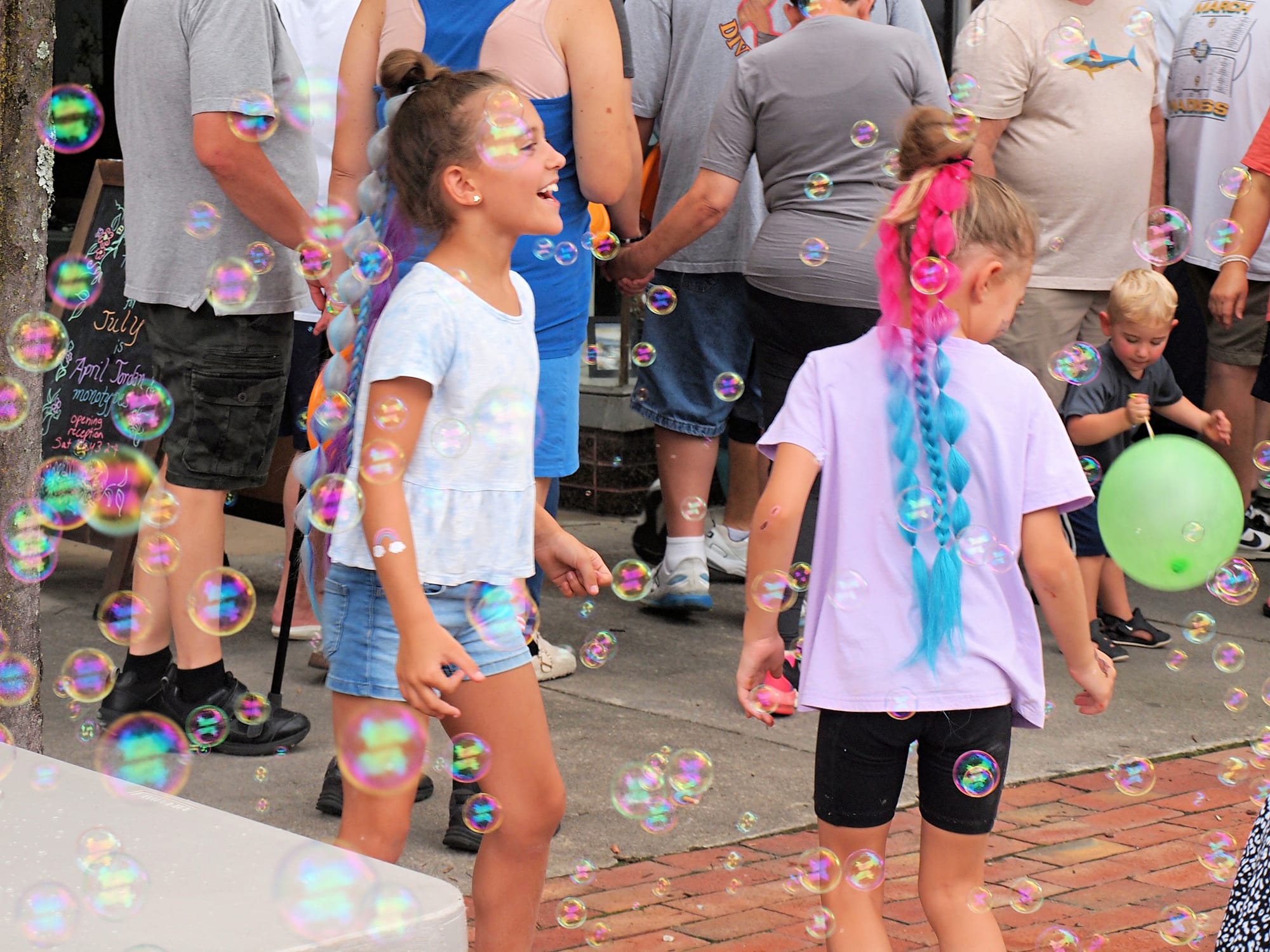 2025 Kingsport Fun Fest Street Fair, Kingsport, TN [Photo: J Lowry]