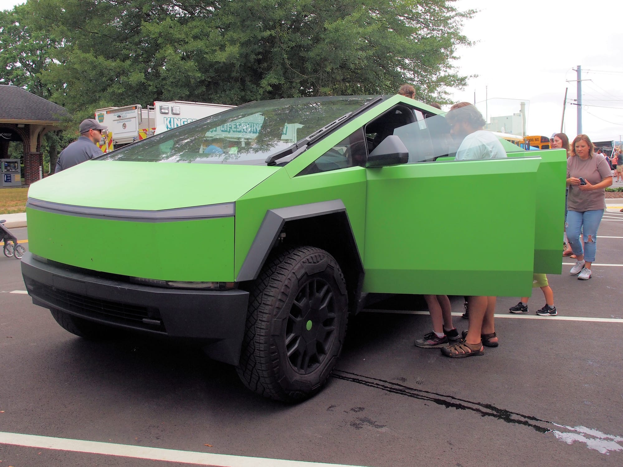 2025 Kingsport Fun Fest Street Fair, Kingsport, TN [Photo: S Cobaugh]