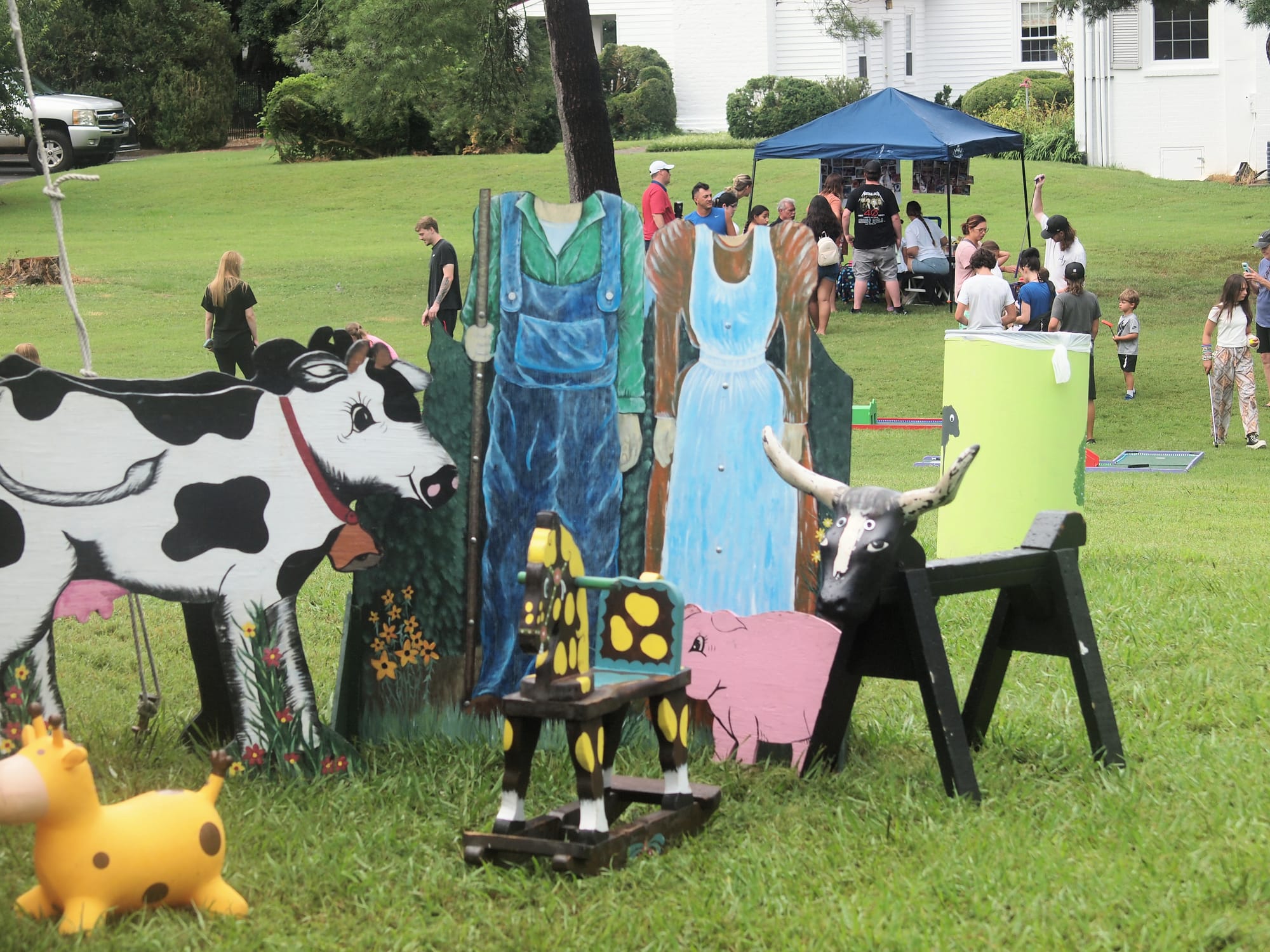 2025 Kingsport Fun Fest Family Picnic, Allandale Mansion [Photo: S Cobaugh]