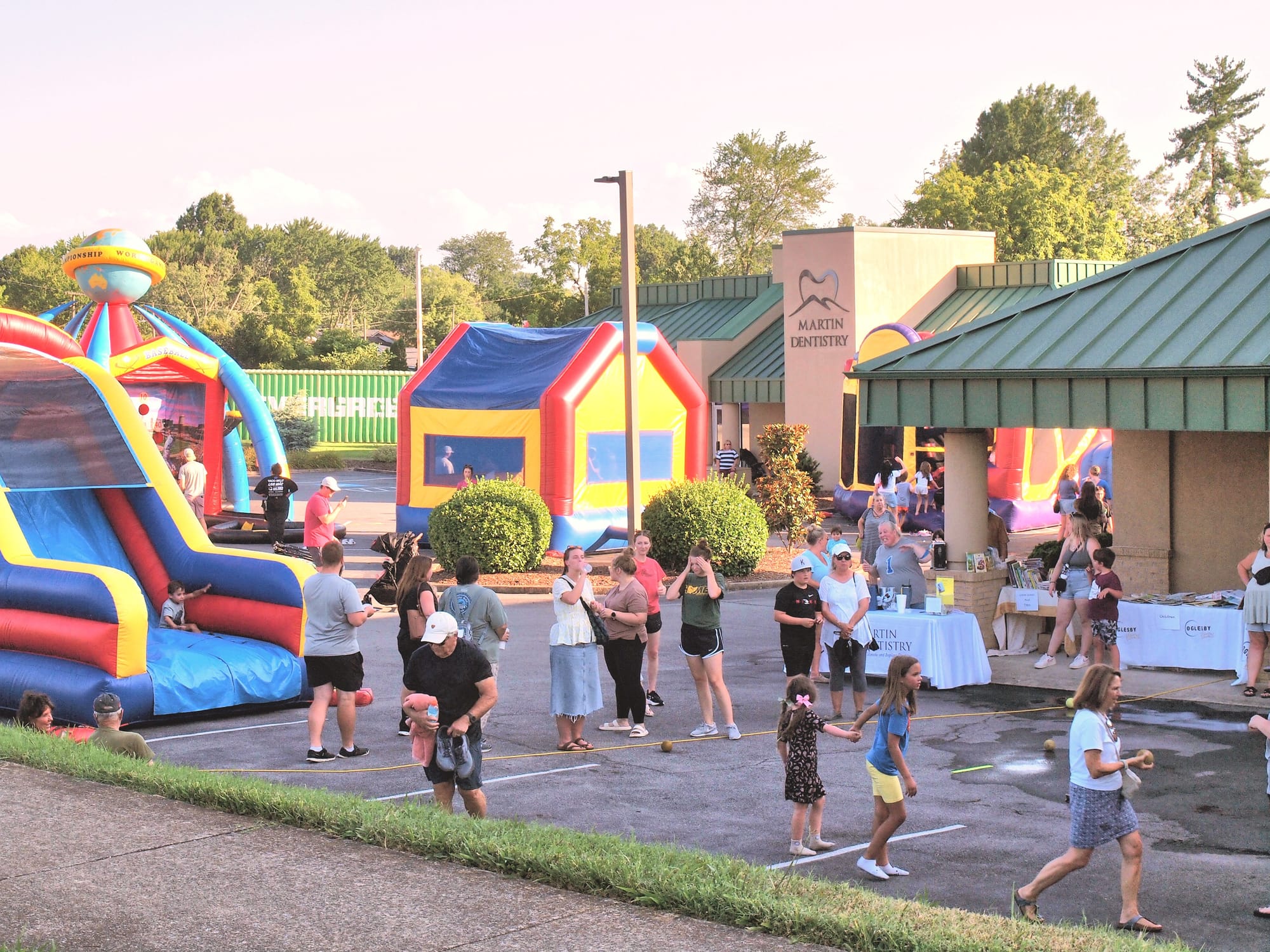 2025 Kingsport Fun Fest Smiles & Sight Comm. Appreciation [Photo: J Lowry]