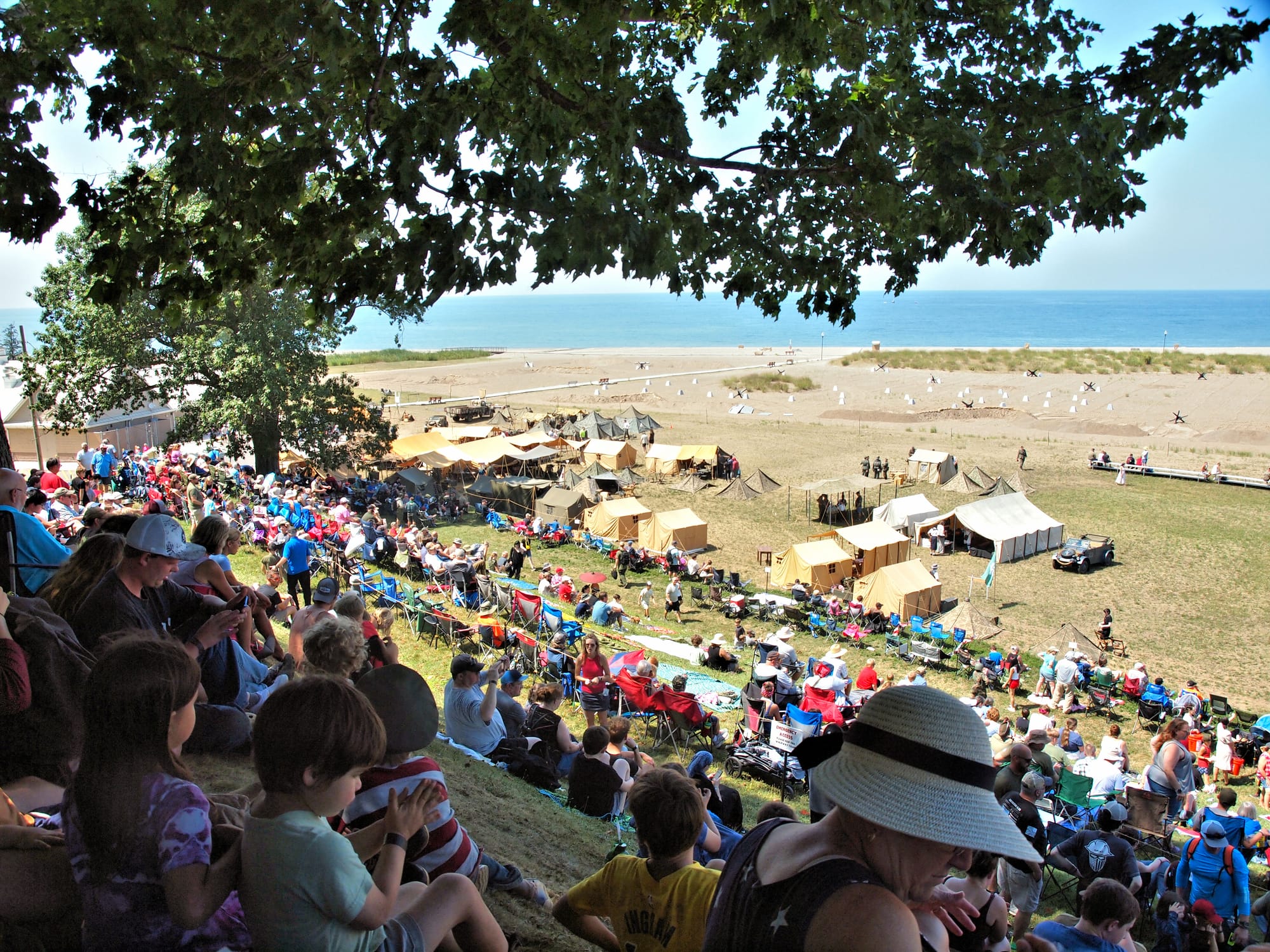 Crowd view, D-Day reenactment, Conneaut, Ohio, Aug., 2025 [Photo: S Cobaugh]