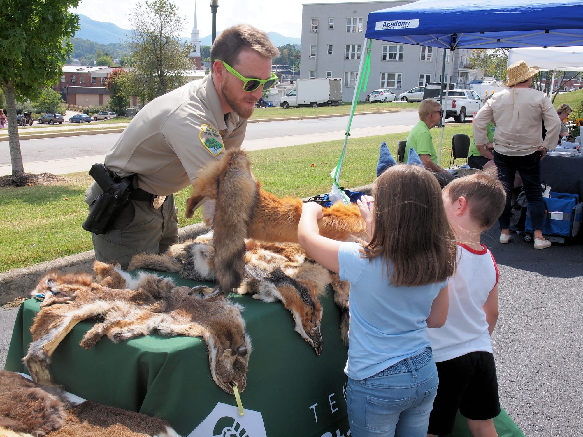 Shire Fest, Johnson City Public Library (TN), 9/21/25 [Photo: S Cobaugh]