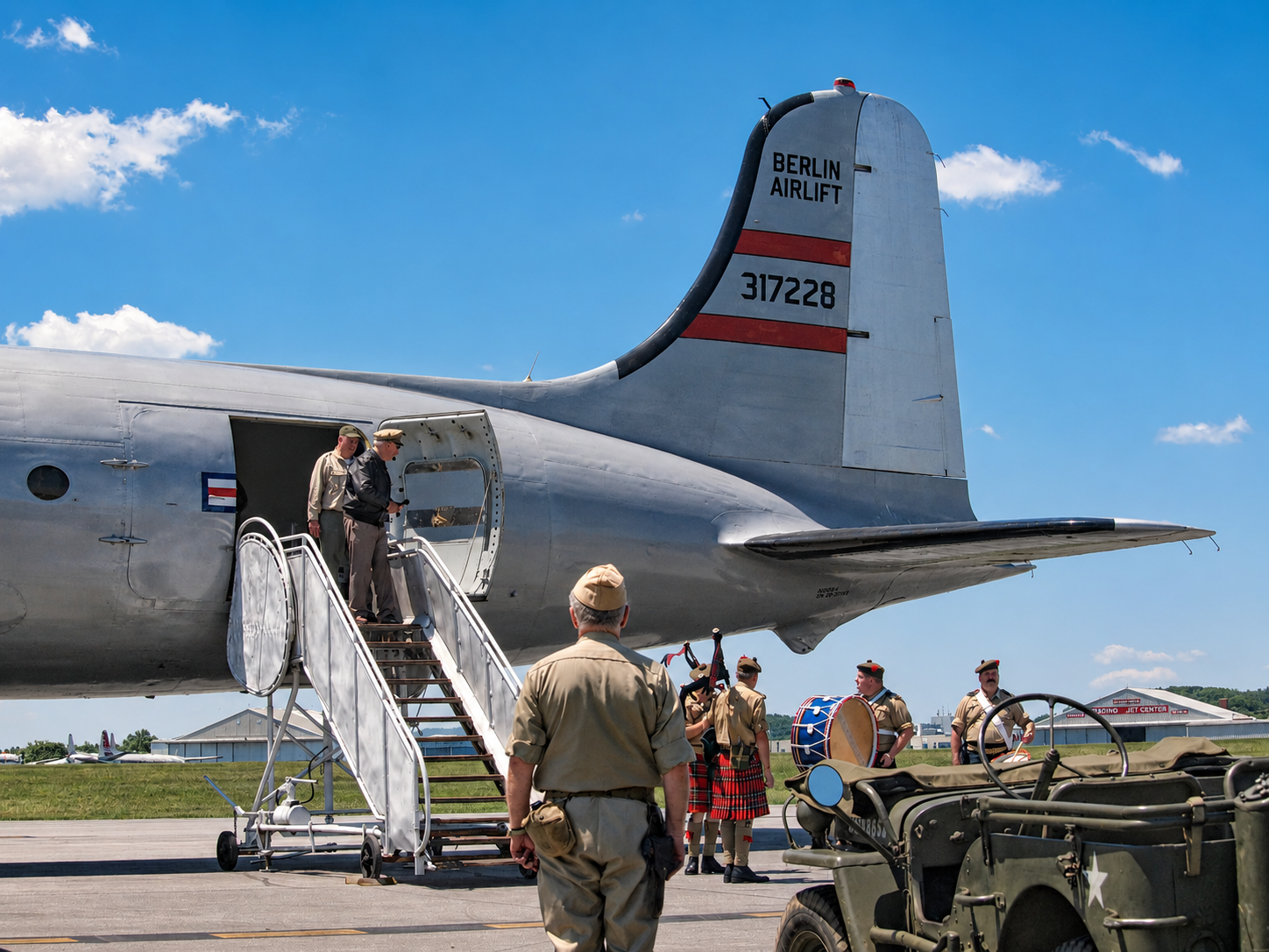 World War 2 Weekend & Gathering of Warbirds, Reading, PA, June 4, 2022 [Photo: S Cobaugh]