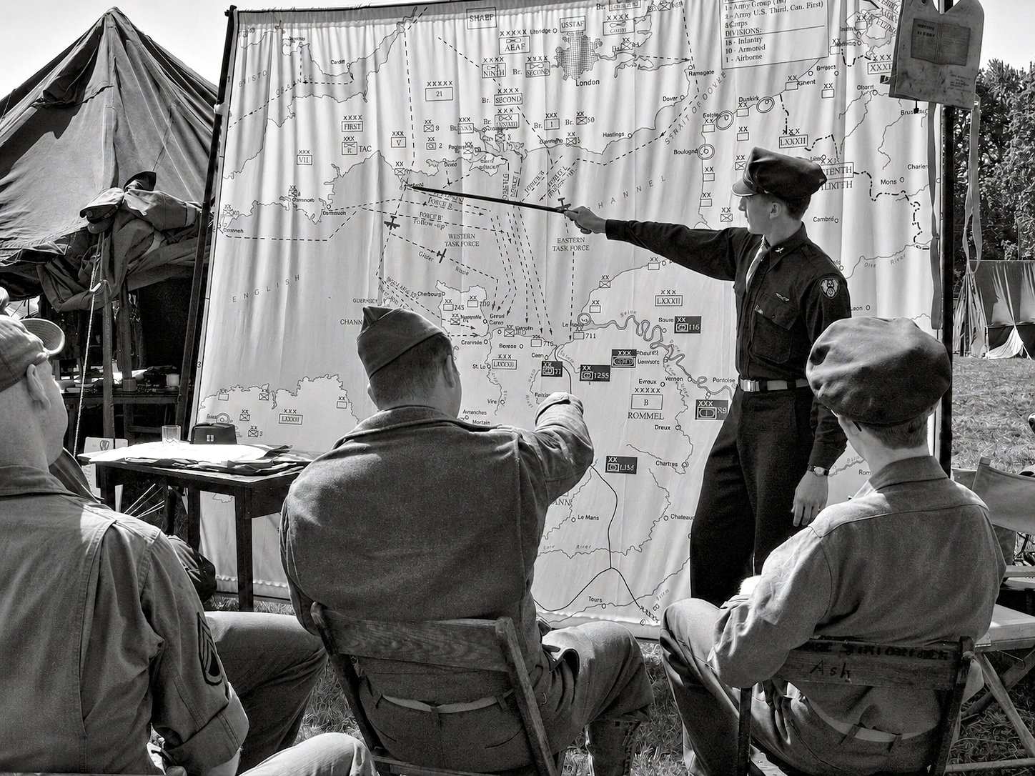 D-Day briefing, D-Day Ohio WW2 reenactment, Conneaut, OH, August 15, 2025 [Photo: S Cobaugh]