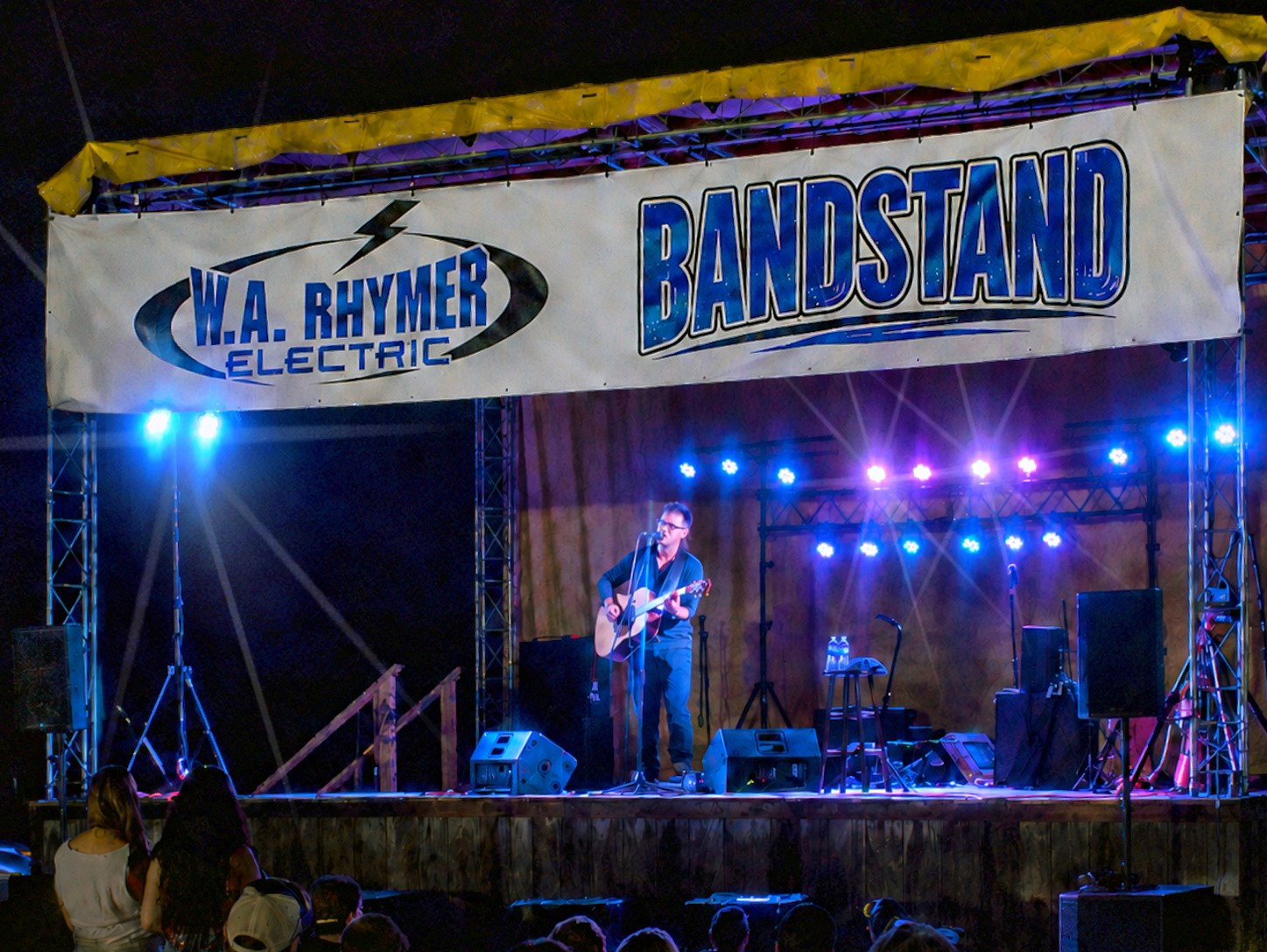 Keith Wallen performs at the Sullivan County Fair in Piney Flats, Tenn., Aug. 7, 2026. Wallen released his second full-length solo album, “Infinity Now,” in 2024 through Rise Records; the 10-track album includes “The Wolf” and “Strings.” [Photo: S Cobaugh]
