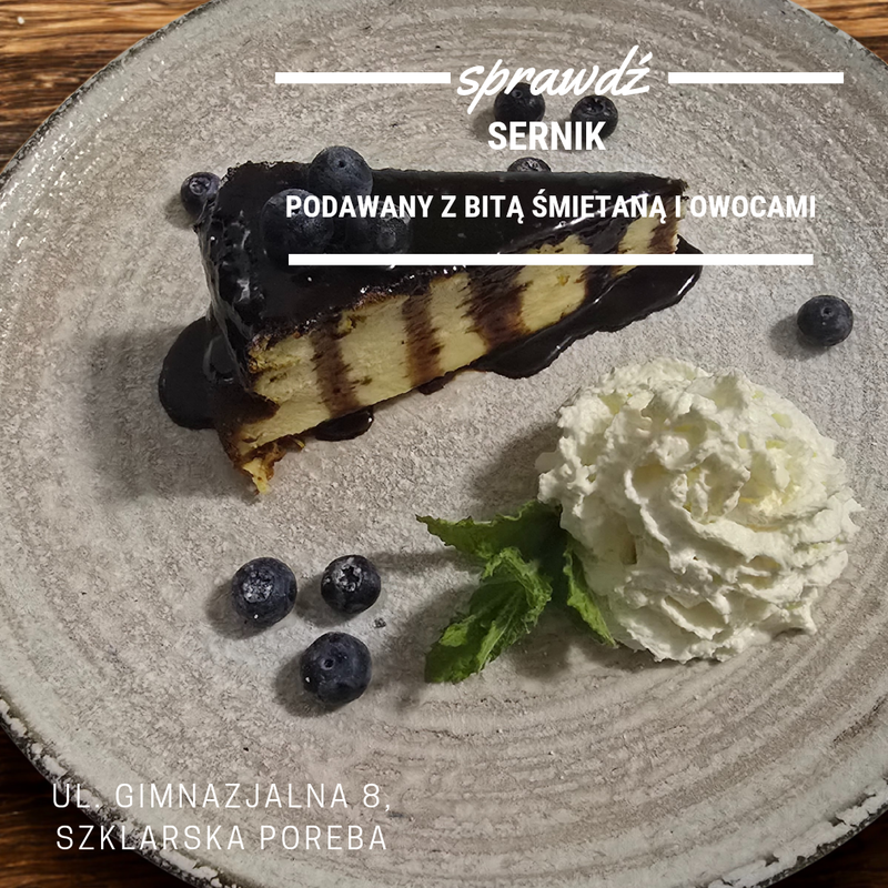 SERNIK Z OWOCAMI I BITĄ ŚMIETANĄ