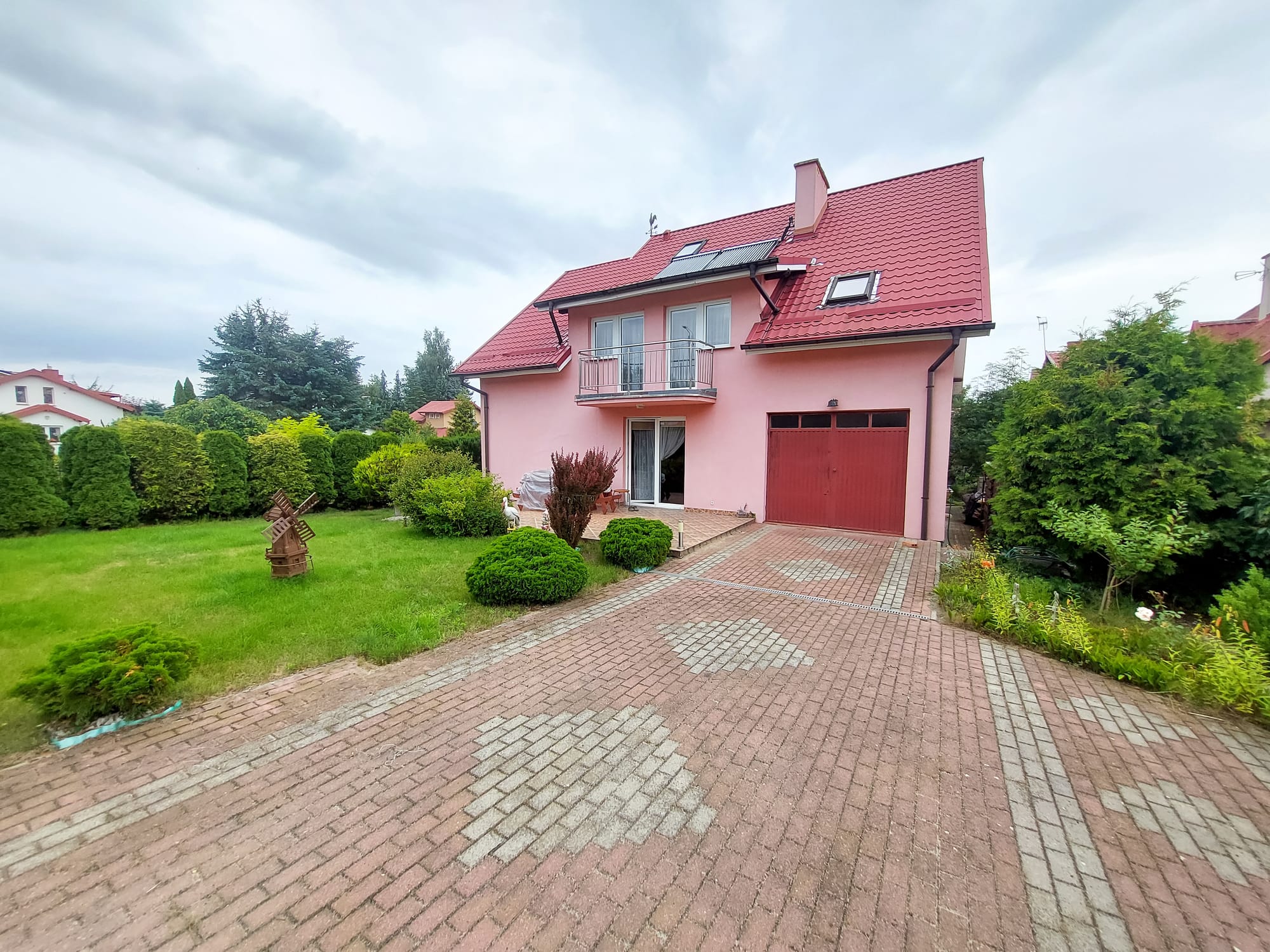 Na sprzedaż dom z potencjałem inwestycyjnym - Turzy, nad jeziorem Damaszka koło Tczewa