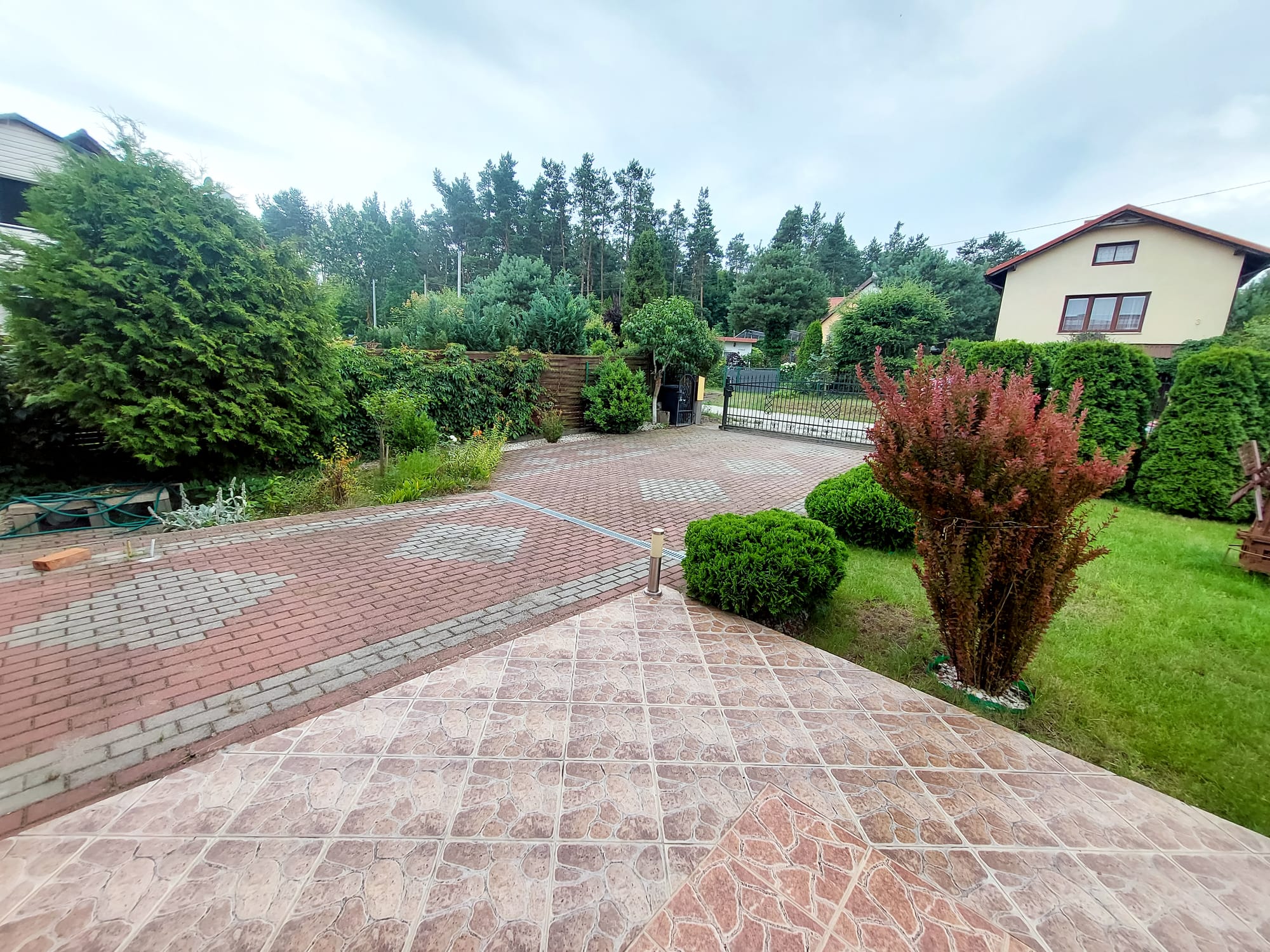 Na sprzedaż dom z potencjałem inwestycyjnym - Turzy, nad jeziorem Damaszka koło Tczewa