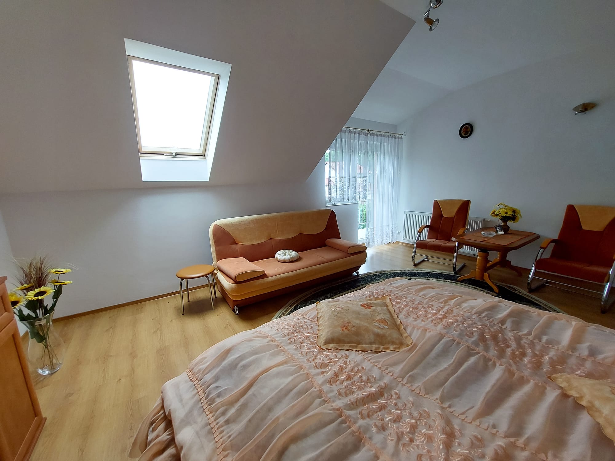 Na sprzedaż dom z potencjałem inwestycyjnym - Turzy, nad jeziorem Damaszka koło Tczewa