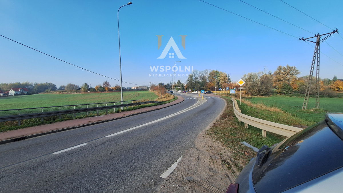 Działka na sprzedaż