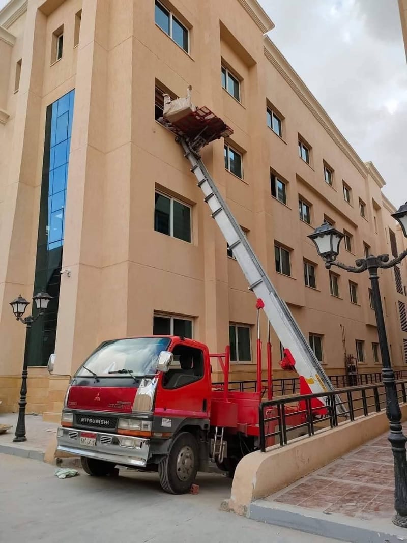 معرض أعمالنا شاهد أحدث معداتنا وأوناشنا الهيدروليك المتطورة في العمل thumbnail