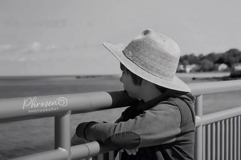 Echoes In Black & White 