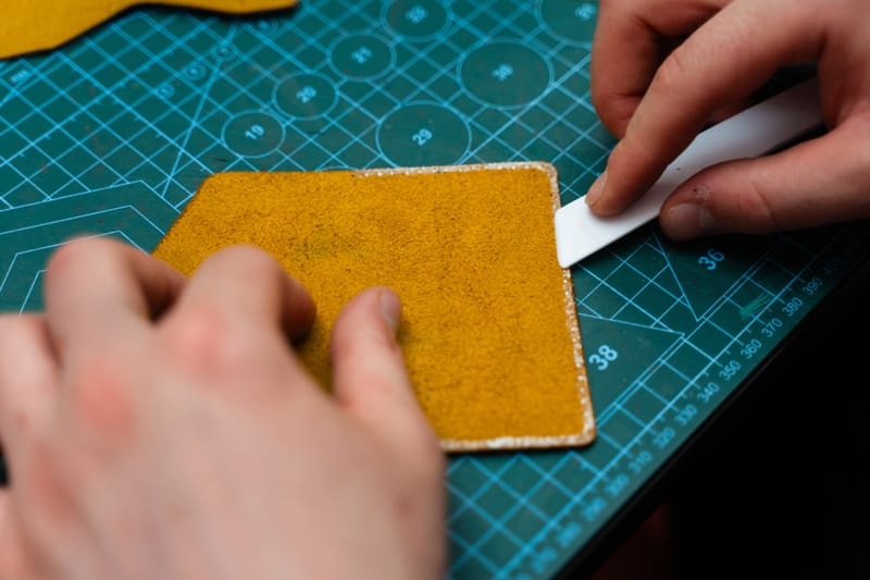 CURSO DE CORTE Y CONFECCIONE ACABADOS