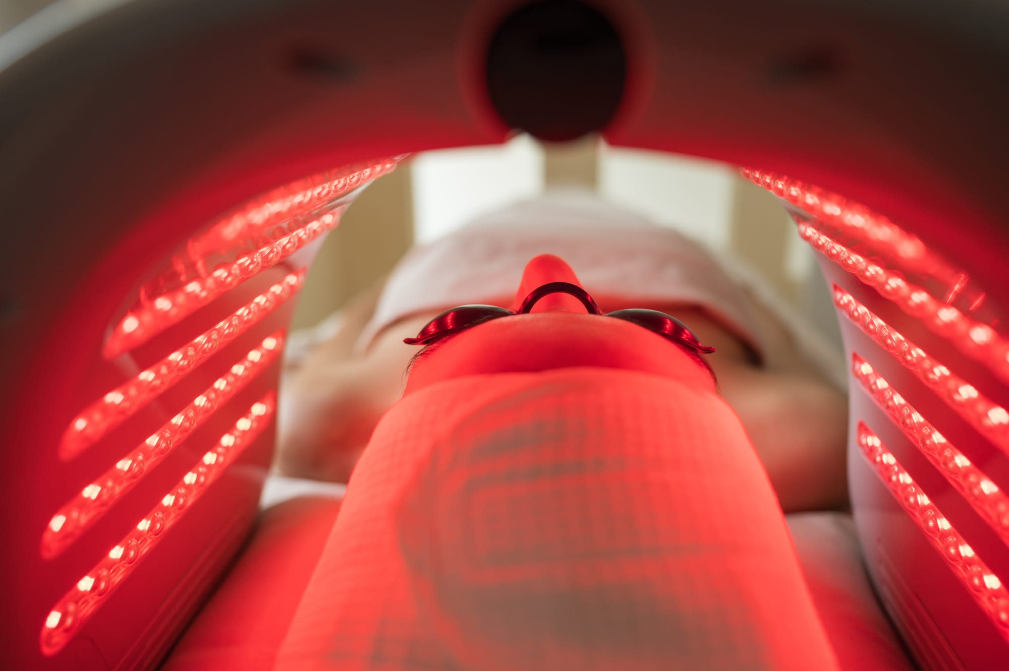 Red Light Therapy at Home: How to Choose the Right Device