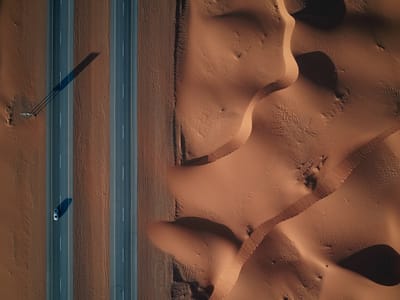 🇸🇦 اكتشف المملكة العربية السعودية مع سَنَاب ترافيل: رحلات لا تُنسى في أرض التاريخ والتراث!