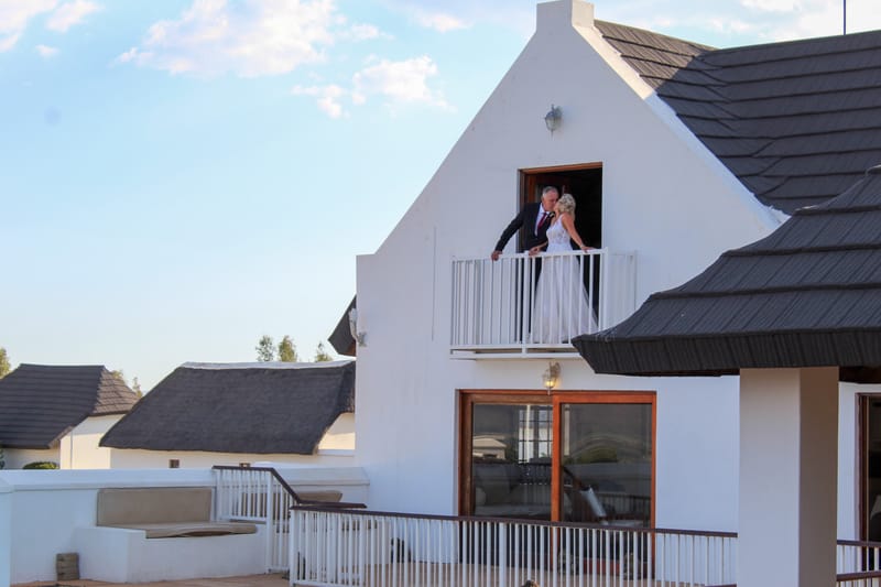 Lara and Des wedding