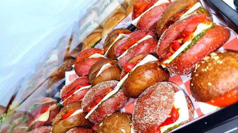 מגש כריכונים במגוון מילויים - 16 י'ח - 180₪