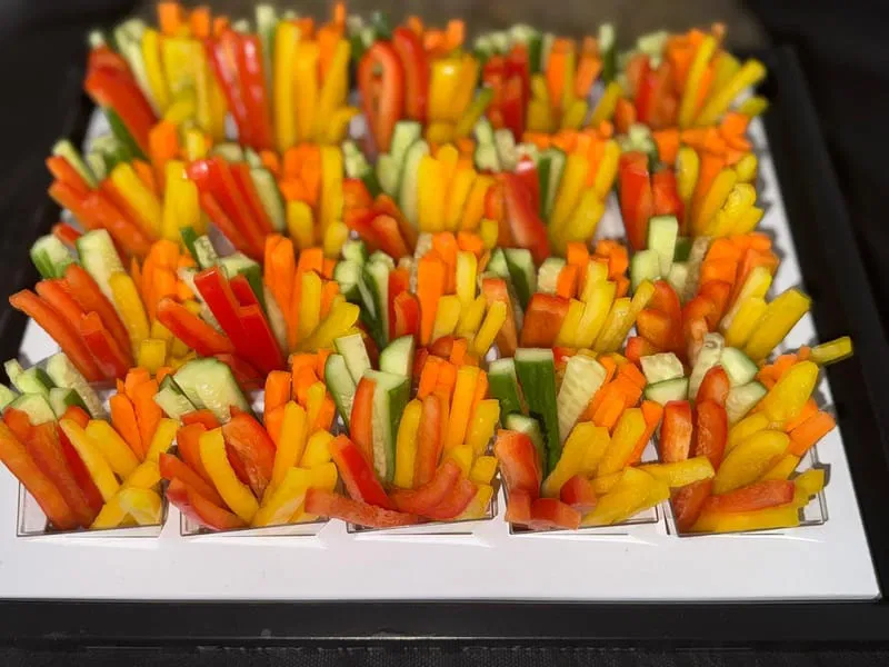 ירקות חתוכים בכוס אישי - 20 כוסות אישיות - 186₪