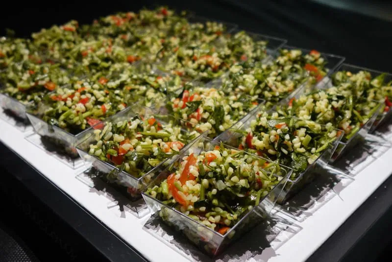 מגש כוסות סלט טאבולה - 20 כוסות אישיות - 240₪