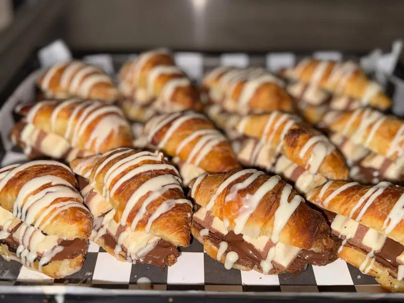 קרואסון קינדר בואנו ונוטלה - 12 י'ח - 192₪