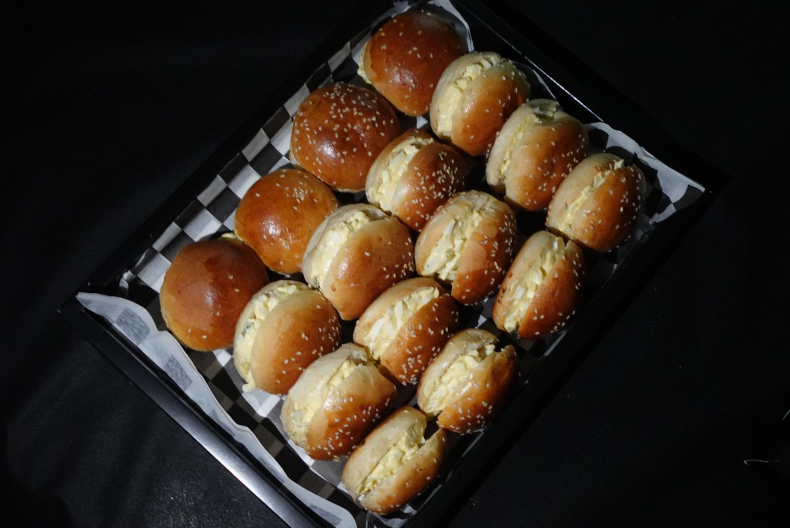 מגש כריכונים במגוון מילויים - 16 י'ח - 180₪