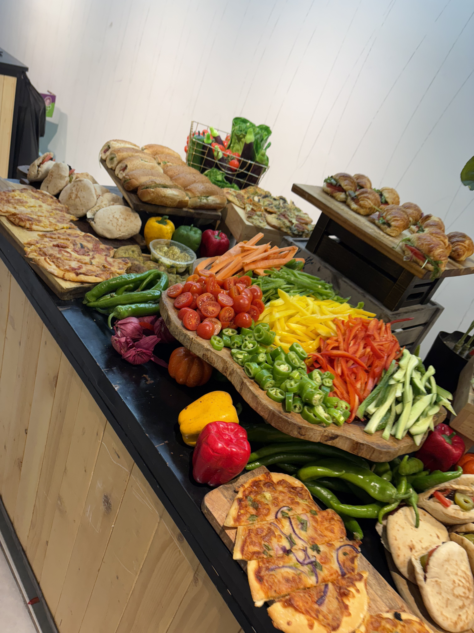 מגש ירקות חתוכים - 144₪