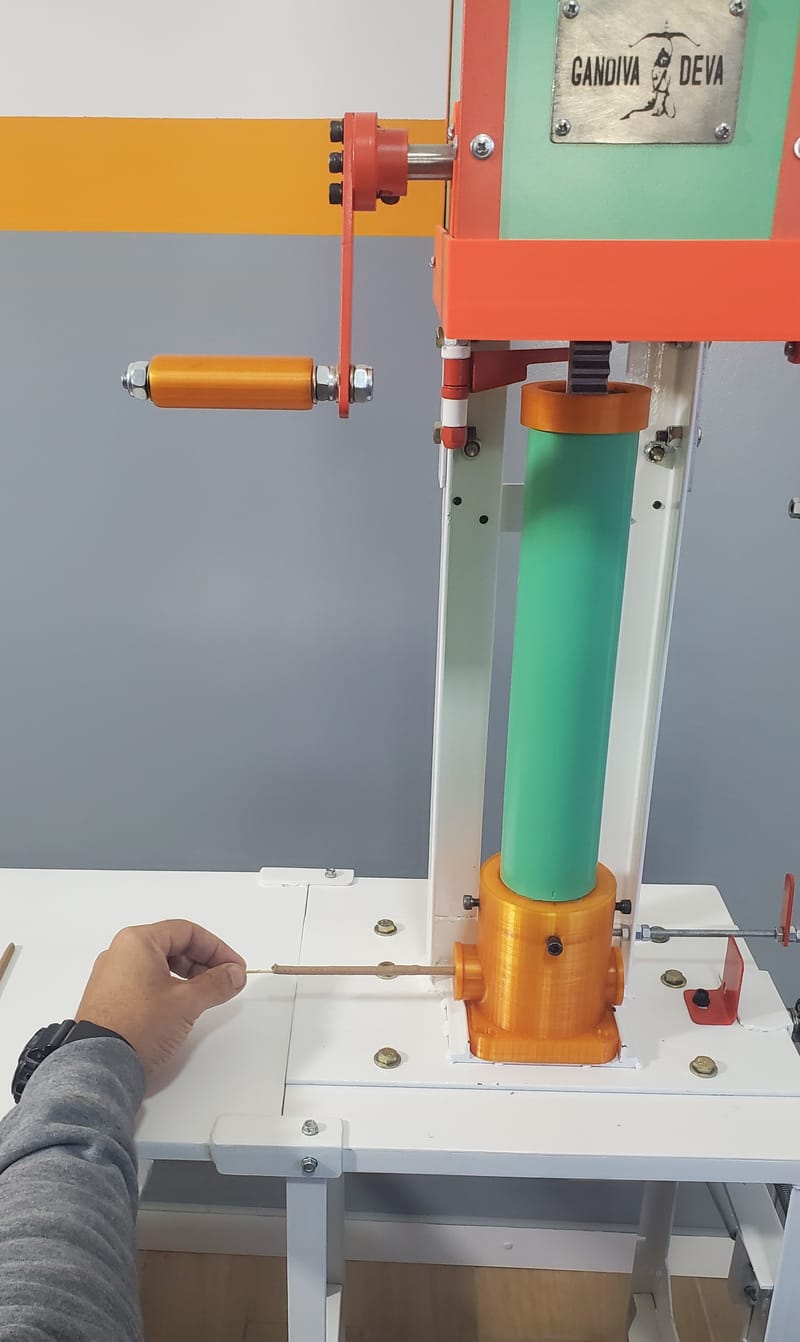 MAQUINA PARA FABRICAR SAHUMERIOS GD-001