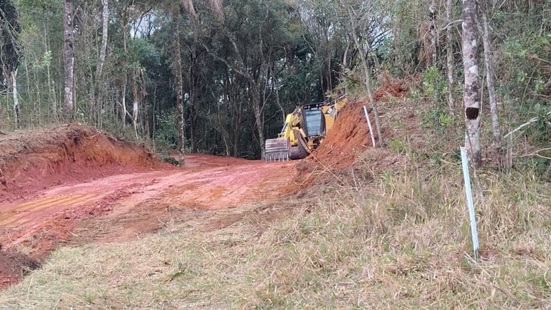 AS OBRAS DA 1ª FASE ESTÃO PROGREDINDO EM RITMO ACELERADO
